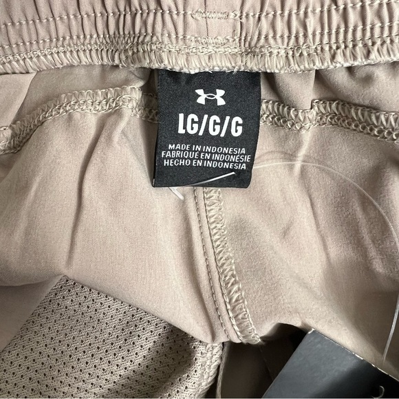 Under Armour Flex Woven Shorts 5” - Picture 4 of 6